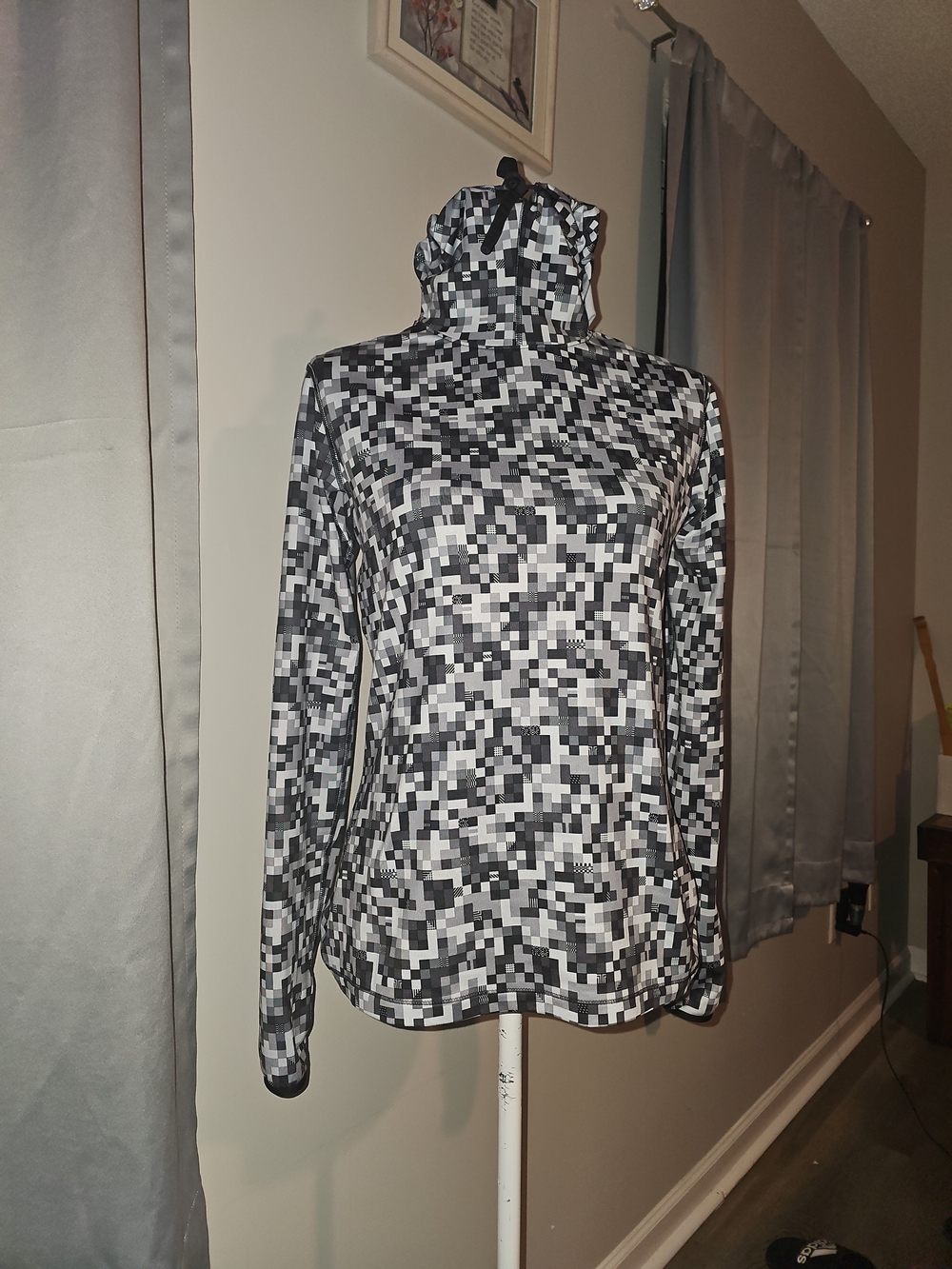 Nike Women's Black & White Pixel Print Hooded Ski Jacket